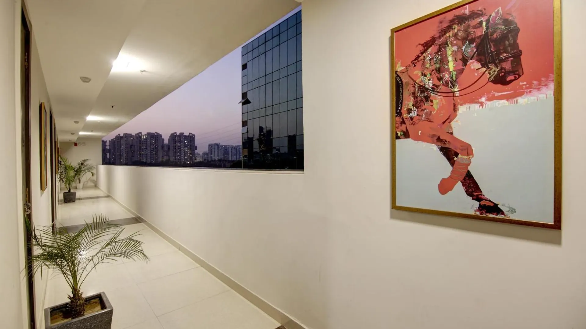 Saltstayz Premier - Golf Course Extension Road Gurgaon India